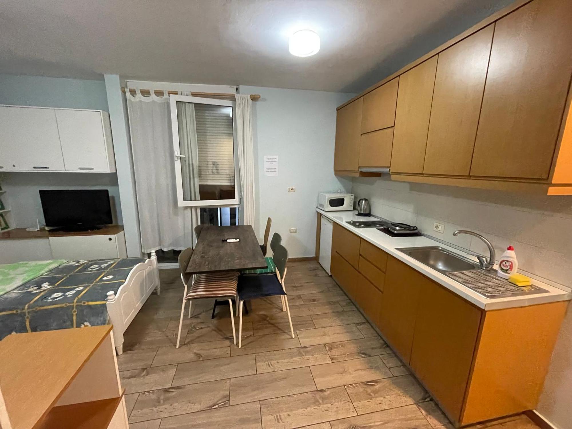 Enjoy Travel Cute Studio Apartment Tirana Exterior foto